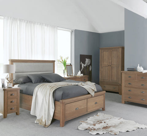 Concepts Rye Oak Bed with Headboard and Drawer Footboard Set